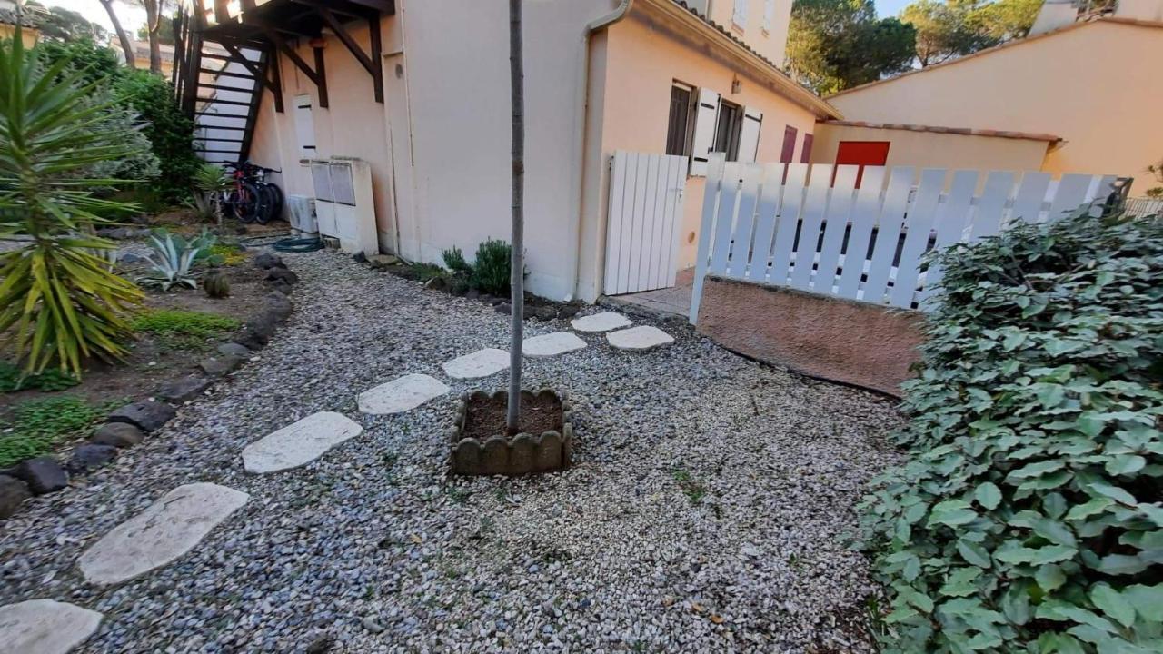 Villa Pinede - Proche Naturiste Agde Buitenkant foto